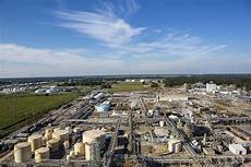 Building Chemical Plant