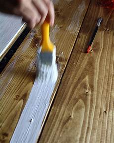 Crackle Varnish