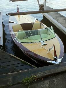 Mahogany Wood Varnish